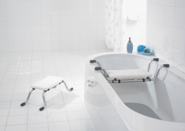 Footstool/Bathtub Seat