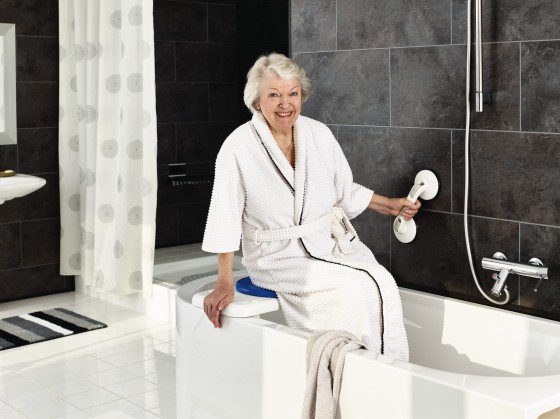 Premium Bathboard with Grab bar & Rotating Seat